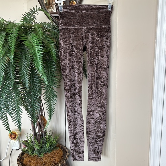 Lululemon Wunder Lounge High-Rise Tight 28" Crushed Velvet Special Edition Brown - Picture 16 of 16
